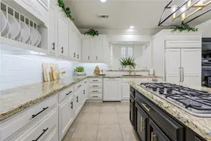 5707 Amber Queen Ct, Houston, TX 77041 - Photo 12