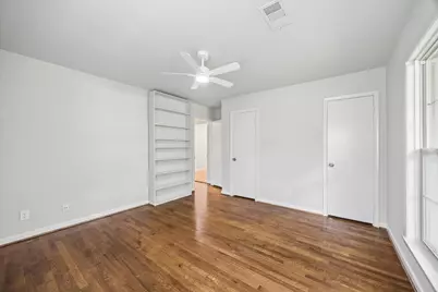 5615 Burlinghall Drive, Houston, TX 77035 - Photo 10