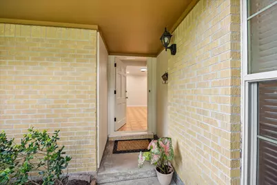 5615 Burlinghall Drive, Houston, TX 77035 - Photo 6