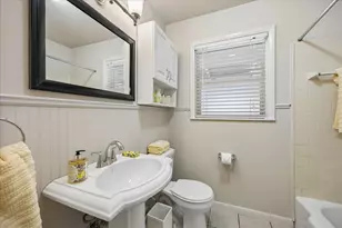 5615 Burlinghall Dr, Houston, TX 77035 - Photo 16