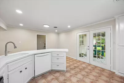 5615 Burlinghall Drive, Houston, TX 77035 - Photo 8