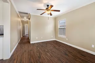 704 Jewett St, Houston, TX 77009 - Photo 10