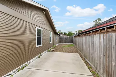 704 Jewett Street, Houston, TX 77009 - Photo 8