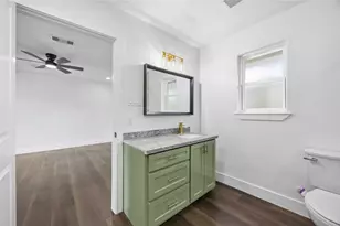5446 Loch Lomond Dr, Houston, TX 77096 - Photo 12