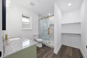 5446 Loch Lomond Dr, Houston, TX 77096 - Photo 4