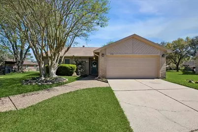 711 Flower Field Court, Pearland, TX 77584 - Photo 2