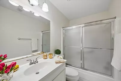 711 Flower Field Court, Pearland, TX 77584 - Photo 12