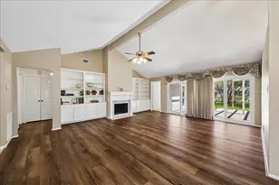 711 Flower Field Ct, Pearland, TX 77584 - Photo 6