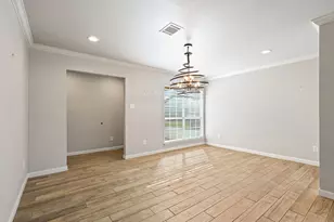 9110 Tooley Dr, Houston, TX 77031 - Photo 6
