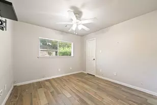 9110 Tooley Dr, Houston, TX 77031 - Photo 16