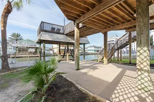 21812 Frio Dr, Galveston, TX 77554 - Photo 34