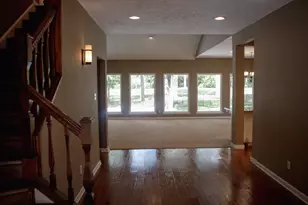 9 Huntsmans Horn Cir, The Woodlands, TX 77380 - Photo 4