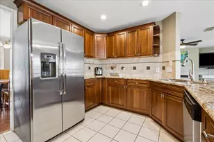 1910 Lori Ct, Seabrook, TX 77586 - Photo 8