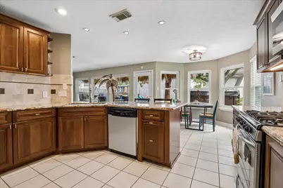 1910 Lori Court, Seabrook, TX 77586 - Photo 6