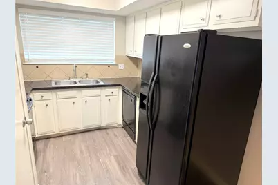 6620 Westwick Drive, Houston, TX 77072 - Photo 2