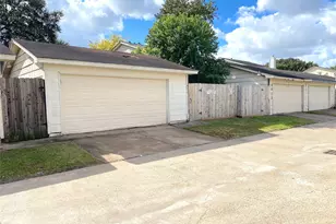 6620 Westwick Dr, Houston, TX 77072 - Photo 14