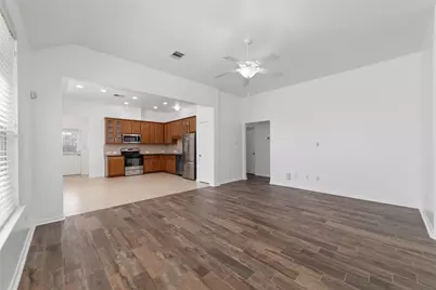 9338 Logans Run Lane, Houston, TX 77075 - Photo 4
