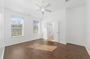 9338 Logans Run Ln, Houston, TX 77075 - Photo 12