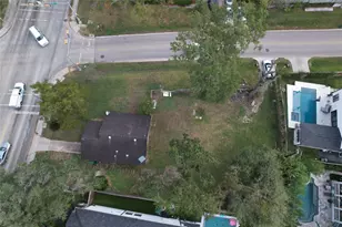 903 W 43rd St, Houston, TX 77018 - Photo 10