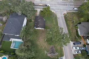 903 W 43rd St, Houston, TX 77018 - Photo 6