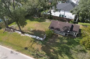 903 W 43rd St, Houston, TX 77018 - Photo 14