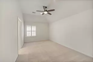 5923 Quiet Point Ln, Sugar Land, TX 77479 - Photo 36