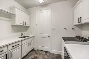 5923 Quiet Point Ln, Sugar Land, TX 77479 - Photo 26