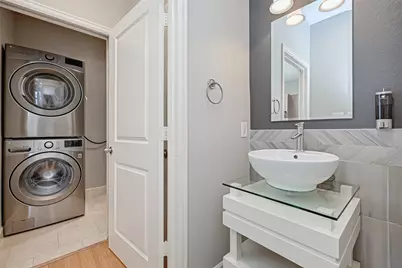 2748 Clay Street, Houston, TX 77003 - Photo 14