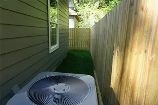 9866 Arbor Oak, Willis, TX 77318 - Photo 18