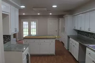 4906 Havenwoods Dr, Houston, TX 77066 - Photo 2