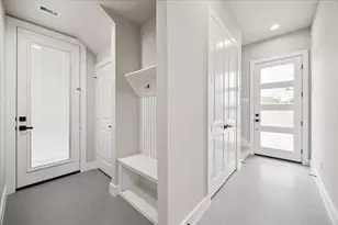 5819 Mansfield Heights Ln, Houston, TX 77091 - Photo 2