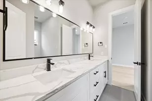 5819 Mansfield Heights Ln, Houston, TX 77091 - Photo 10