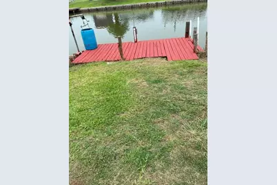 12103 Gulfview Dr, Sargent, TX 77414 - Photo 2