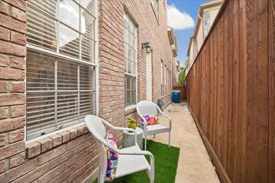 5638 Avalon Way, Houston, TX 77057 - Photo 10