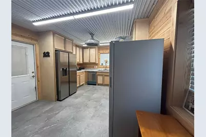 185 E Tiki Drive, Seadrift, TX 77983 - Photo 6