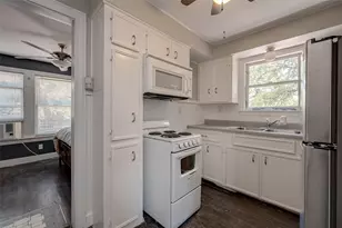 415 Fairbanks - Garage Apartment A St, Houston, TX 77009 - Photo 8