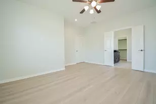 6403 Edinburgh Ct, Sugar Land, TX 77479 - Photo 14