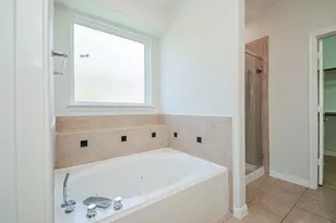 6403 Edinburgh Ct, Sugar Land, TX 77479 - Photo 20