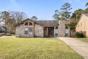 5403 Haven Oaks Dr, Kingwood, TX 77339 - Photo 2