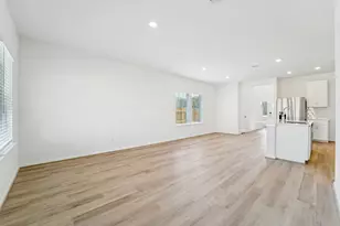 11434 Dark Amethyst Dr, Houston, TX 77048 - Photo 4