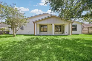 10422 Timberoak Dr, Houston, TX 77043 - Photo 14