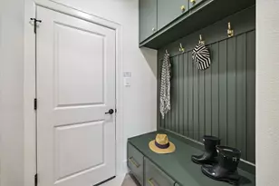 10422 Timberoak Dr, Houston, TX 77043 - Photo 22