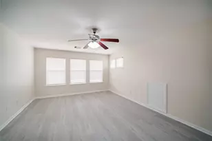 12206 Cove Bluff Ct, Cypress, TX 77433 - Photo 4