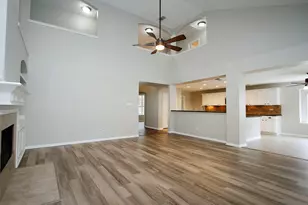 1915 W Welsford Dr, Spring, TX 77386 - Photo 16