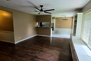 2204 Mimosa Ct, League City, TX 77573 - Photo 4
