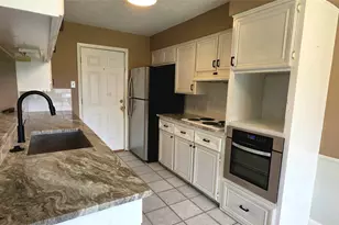 2204 Mimosa Ct, League City, TX 77573 - Photo 6