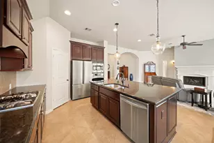 13503 Navigate Point Ln, Houston, TX 77044 - Photo 6