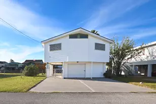 190 Barracuda, Bayou Vista, TX 77563 - Photo 4