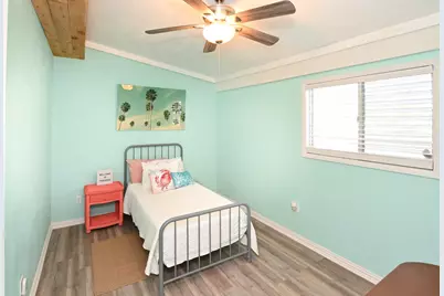 190 Barracuda, Bayou Vista, TX 77563 - Photo 14