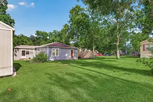 3514 Commerce St, Damon, TX 77430 - Photo 34
